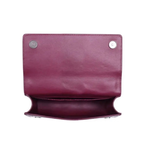 Kurt Geiger London Shoreditch Croc Leather Chunky Chain Bag Wine Red NWT - Picture 4 of 8